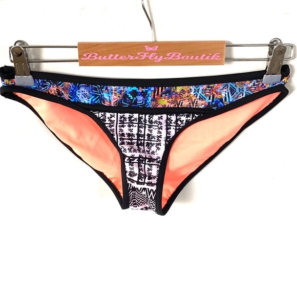 Coral Tropics Boho Floral Bikini Set Push up Padded Bra, Top Small & Bottoms M - Picture 7 of 9